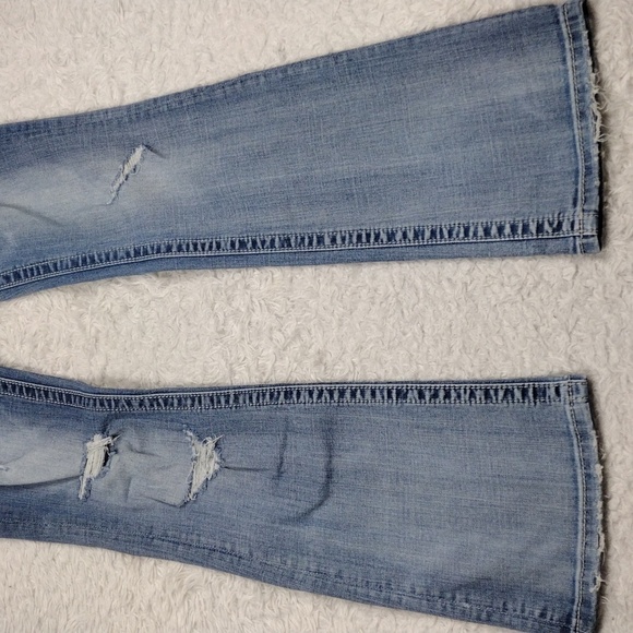 Miss Me Style JE1098BL Blue Light Wash Distressed Mid Rise Boot Cut Denim Jean - Picture 4 of 15